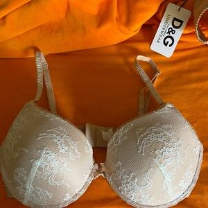 D&G Lace Detailed bra